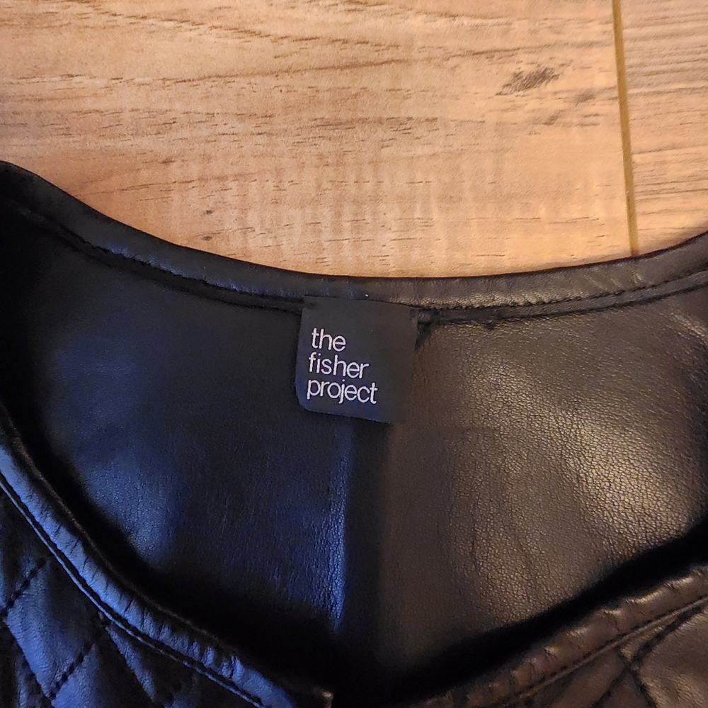 Leather jacket - Picture 3 of 11